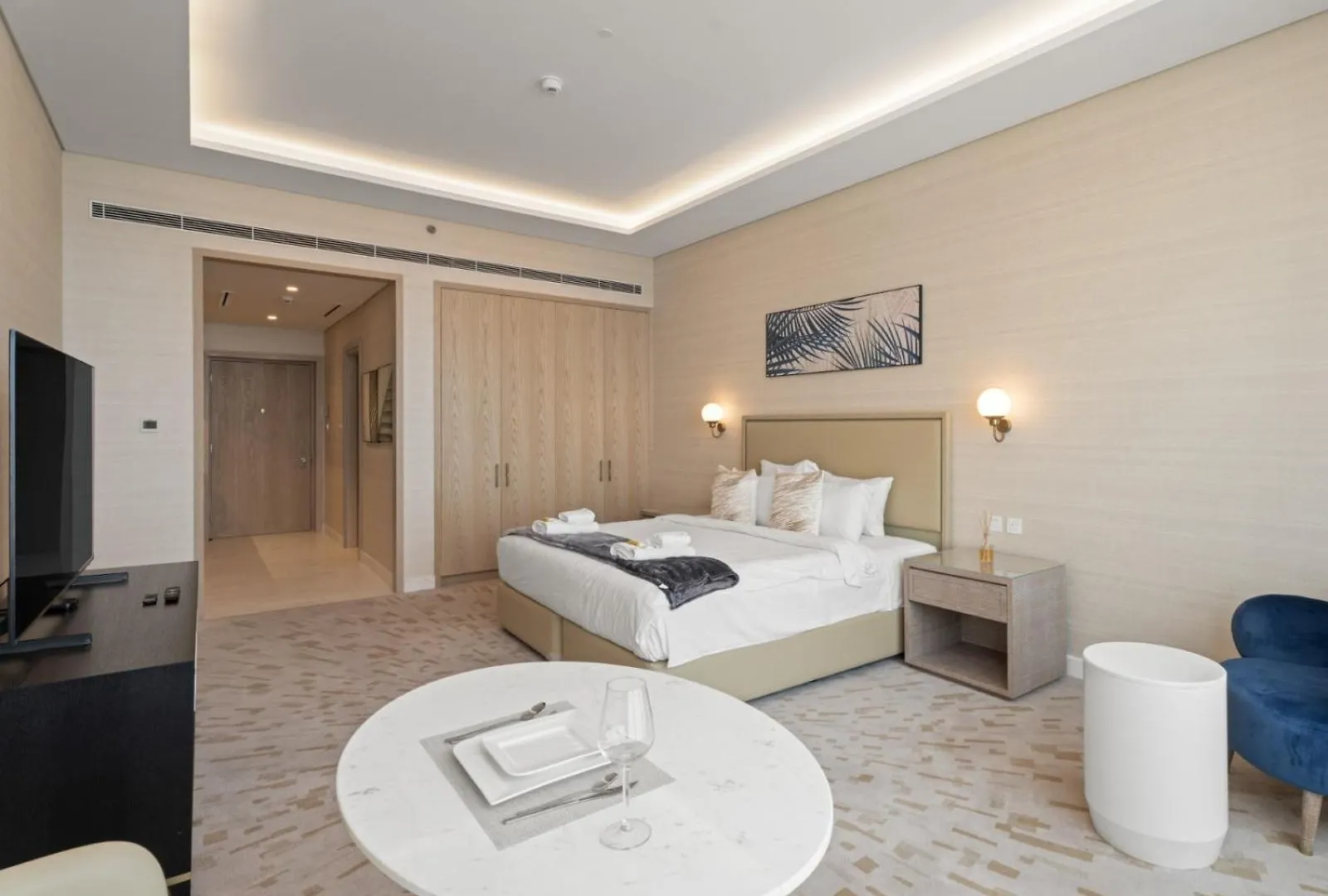 Sunset Bliss - Elegant Palm Island Studio Dubai United Arab Emirates